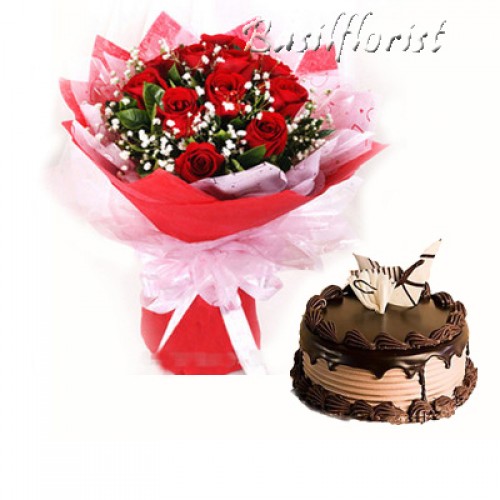 Love is Blind (10 Roses and 1/2 kg fresh chocolate cake.)