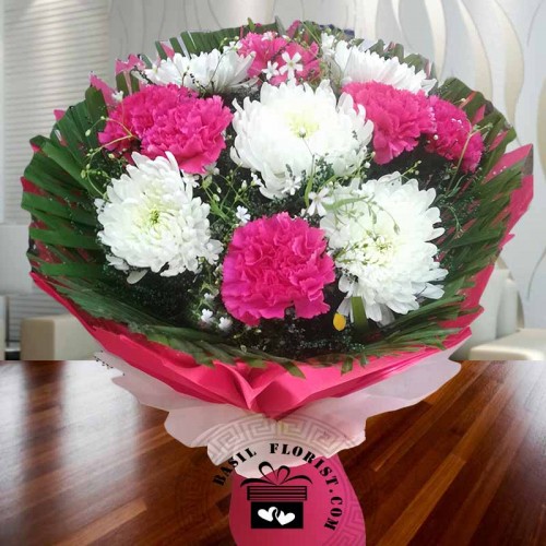 Isabella (5 hot pink  carnation & 5 chrysanthemum)