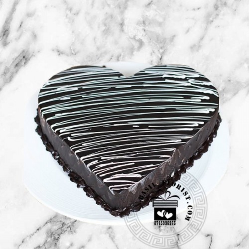 Chocolate heart cake